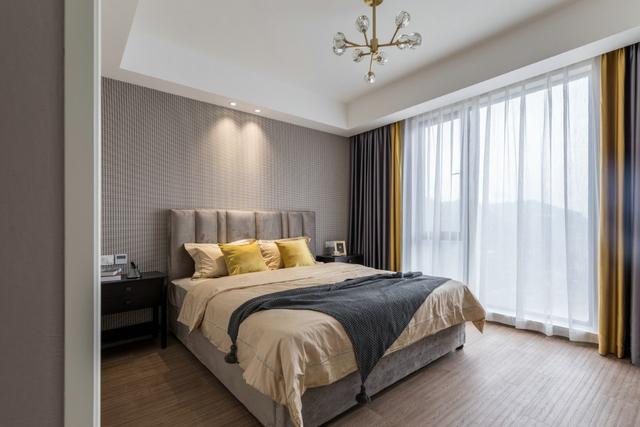 主卧普遍什么脸色场面？