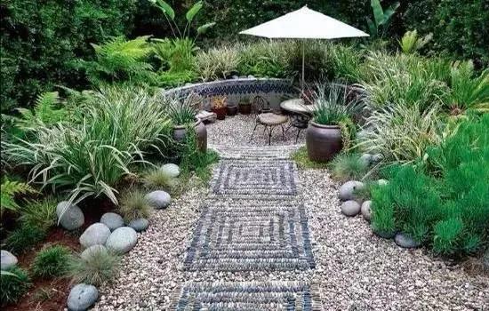 如何打造自然庭院?