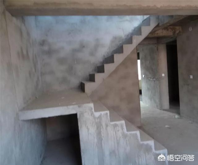 家里的楼梯该何如装修才好？