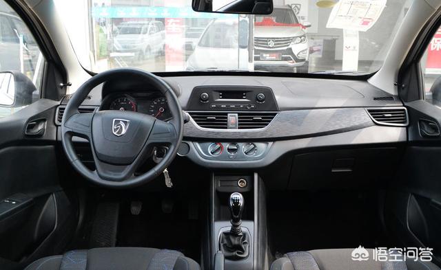 目前刚上班，想买辆汽车，价格在三四万摆布，有什么高性价比的车保举？