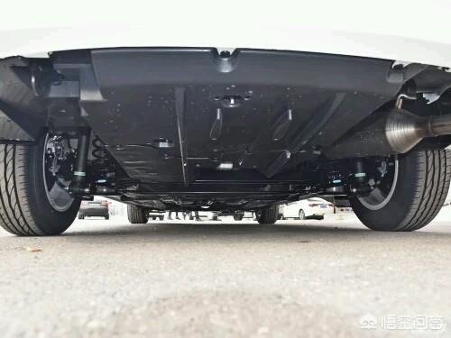 丰田卡罗拉低配主动挡上路要几钱？