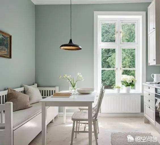 客厅拆修墙壁，用什么颜色都雅？