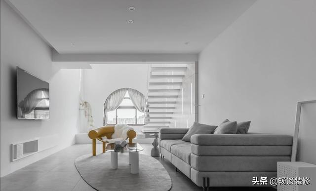 青年女性的独身公寓，你如何拆修呢？求好的保举？