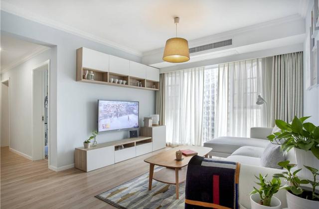 客厅怎么搭配更都雅？