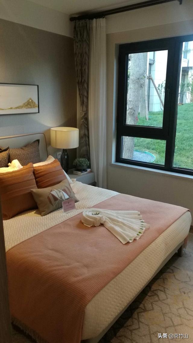 谁家是90平摆布的小三房，能不克不及晒下拆修效果？