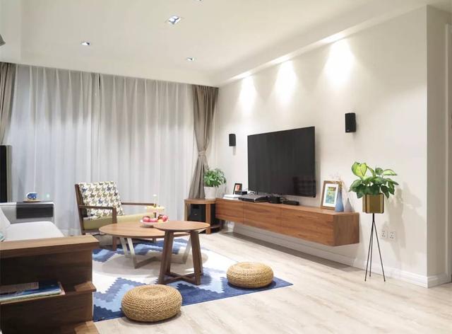 客厅怎么搭配更都雅？