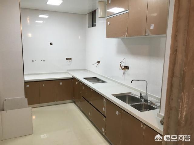 厨房怎么设想比力便利适用？