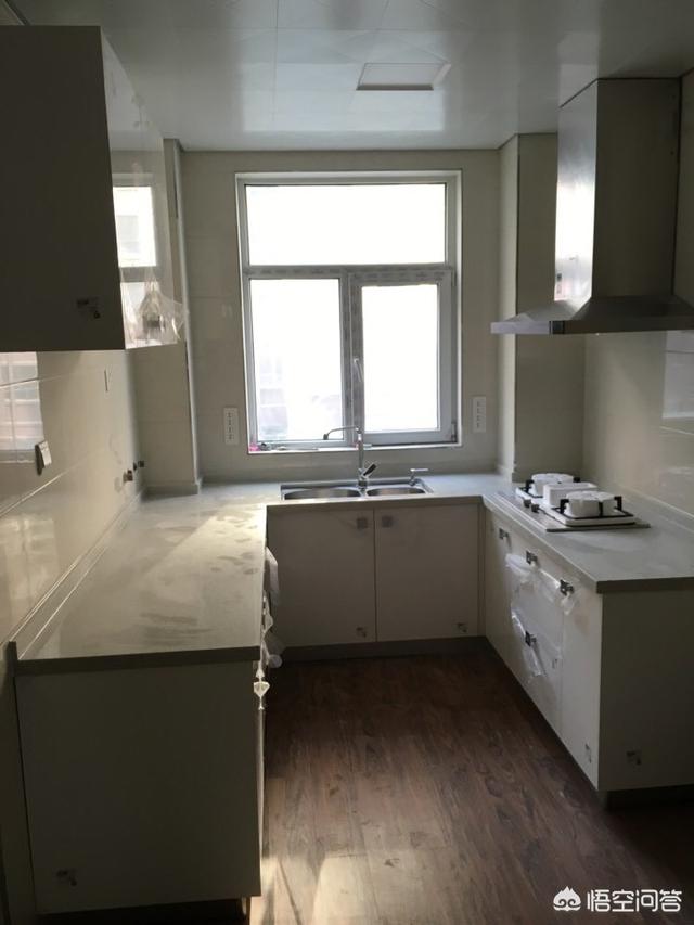 厨房怎么设想比力便利适用？