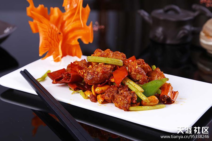 在深圳宝安区发现一间情况超好，工具超好吃的素食茶馆！！！