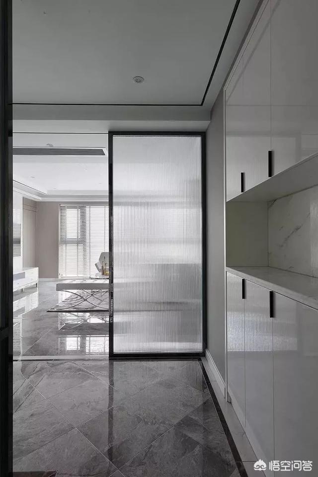 玄关屏风用什么做隔绝距离好？