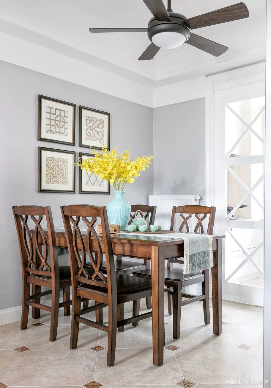 110㎡的美式气概拆修，主卧美成一道光景！