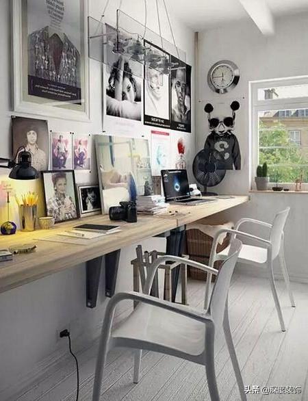 25㎡的卧室怎么同时拥有衣橱、书桌和各类大件家具而不高耸？