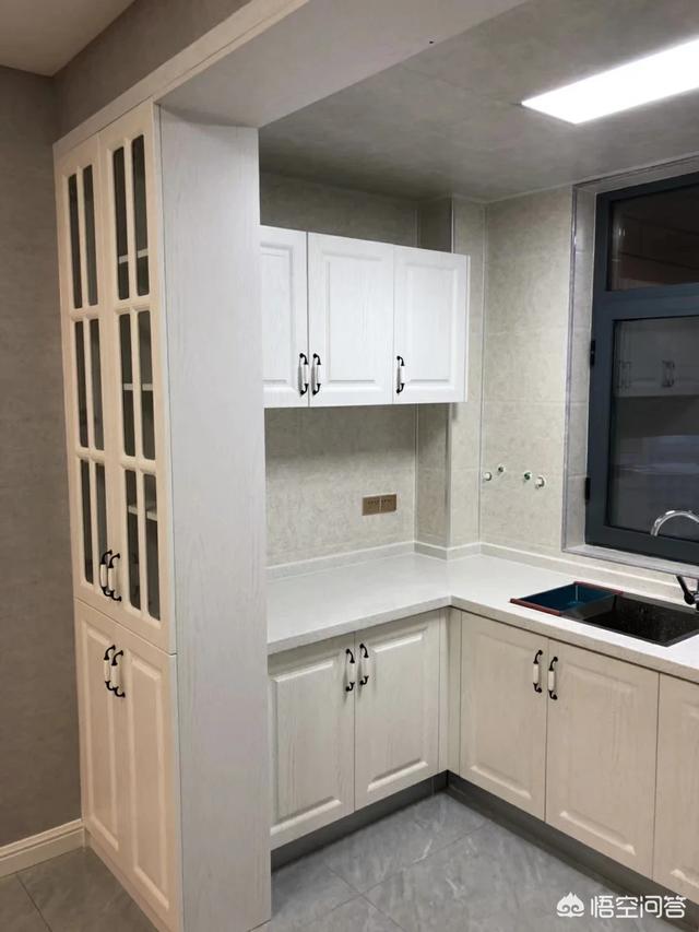 厨房怎么设想比力便利适用？