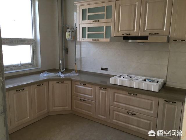 厨房怎么设想比力便利适用？