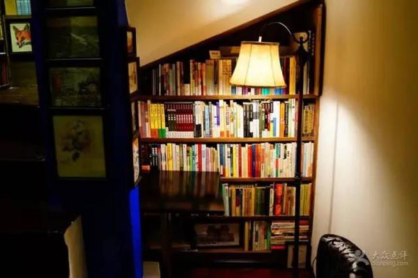 武汉有没有24小时开放的藏书楼或者书店？