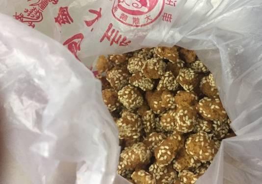 在江苏、浙江有什么好的景点和美食可保举？