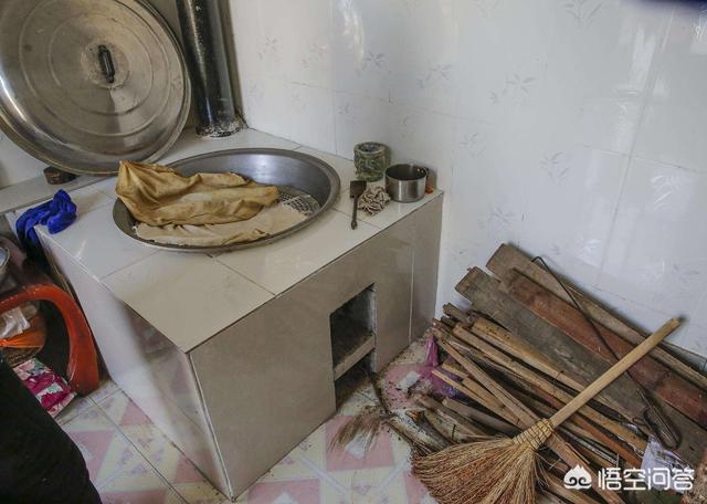 农村110平米空间取暖，空气能与天然气哪个好？哪个比力经济节能呢？