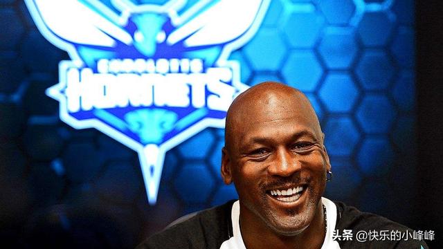 2.75亿美圆买下黄蜂队10年，乔丹一共赚了几钱？