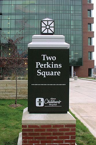 泊车场牌造做厂家