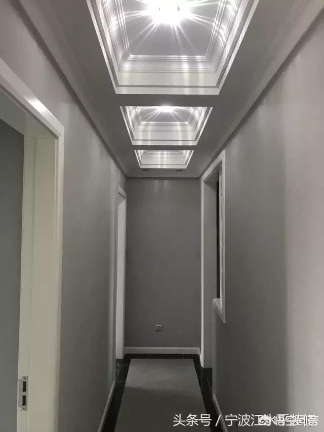 客厅的过道该若何吊顶？