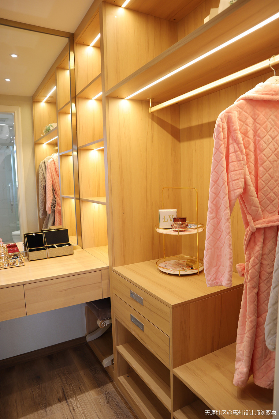 欧式气概拆修效果图，当她说生活需要浪漫