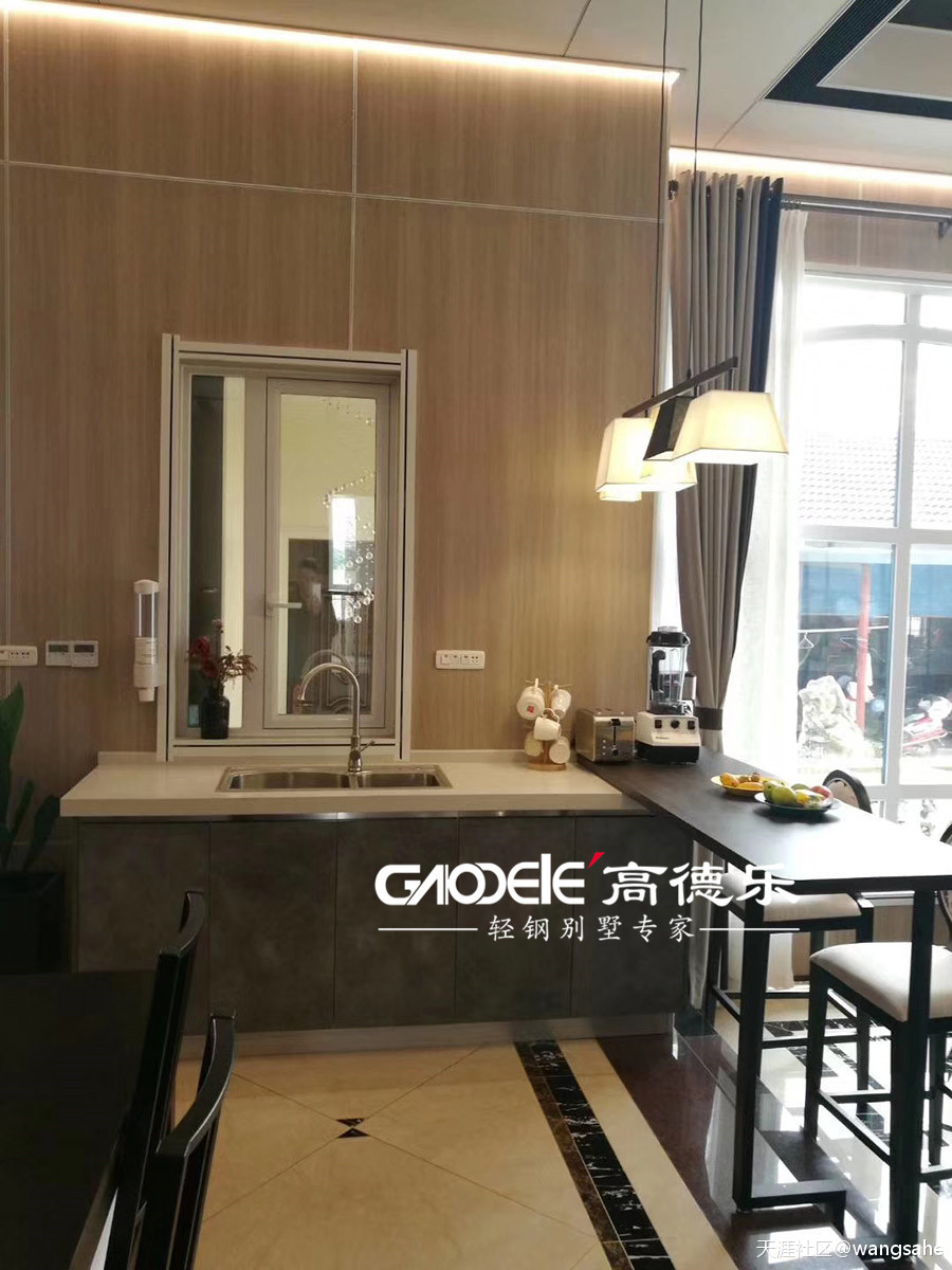 新农村二层轻钢别墅效果图赏识（含室内拆修完后的实在案例）