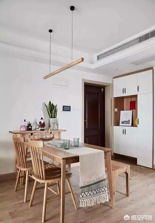 原木色家具合适什么气概拆修，原木色的家具搭配什么窗帘？