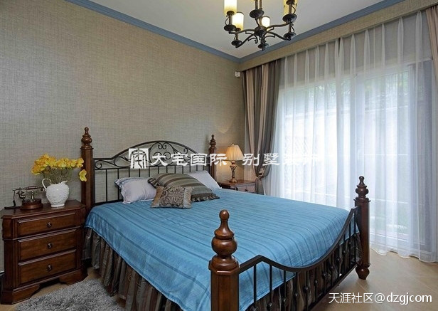 低调豪华 新古典欧式气概别墅拆修设想赏识