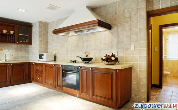 饱含美食与爱的清冷系厨房拆修效果图