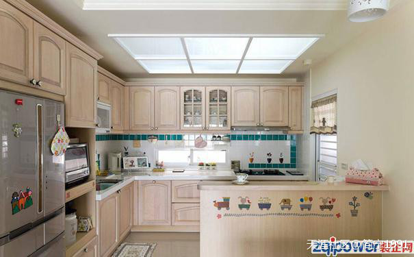 饱含美食与爱的清冷系厨房拆修效果图