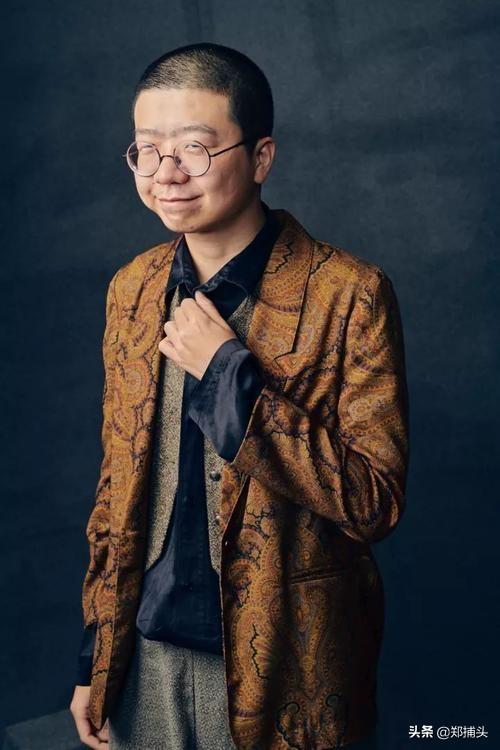 李诞是若何超越王自健成为中国脱口秀引领者的strong上海笑果文化传媒有限公司/strong？