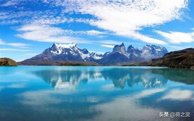 上联：大漠孤烟曲strong瀚星/strong，曲上九天揽月圆，怎么对下联？