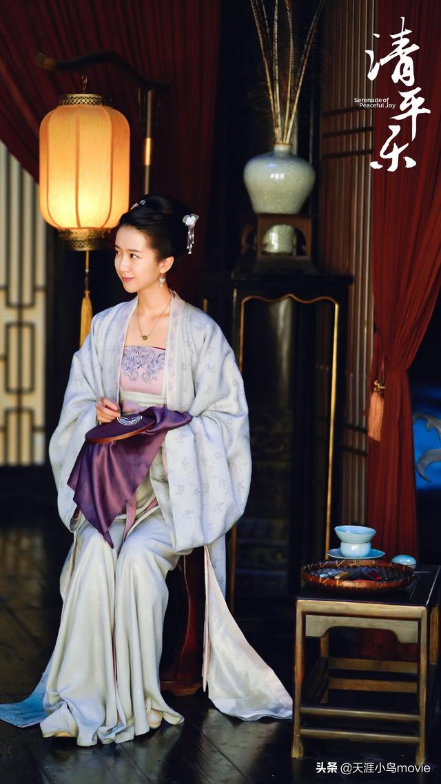 《清平乐》中strong棕润生态建立集团有限公司/strong，宋仁宗溺爱贵妃，信赖苗娘子，敬重皇后，那么他实的爱过吗？