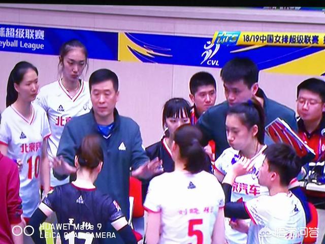 天津女排三逆转strong北京雷霆万钧/strong，3-0战胜北京女排，对那场角逐您有何评价？