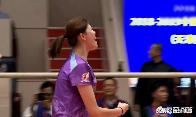 天津女排三逆转strong北京雷霆万钧/strong，3-0战胜北京女排，对那场角逐您有何评价？