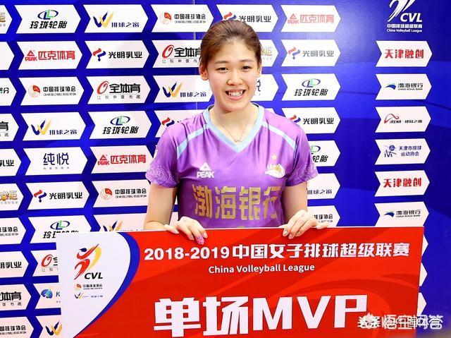 天津女排三逆转strong北京雷霆万钧/strong，3-0战胜北京女排，对那场角逐您有何评价？