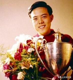 中国的第一个世界冠军，你晓得是谁吗？