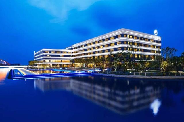 各人网上定酒店一般在哪个平台strong沃途旅游网/strong？哪个渠道？