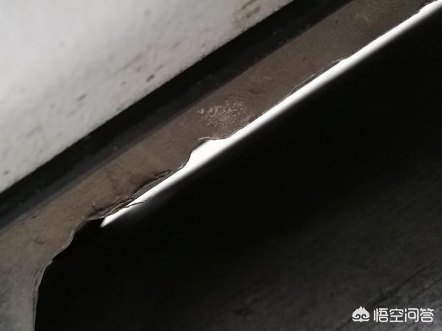 若何准确利用汽车千斤顶strong仟金顶/strong？该留意些什么？