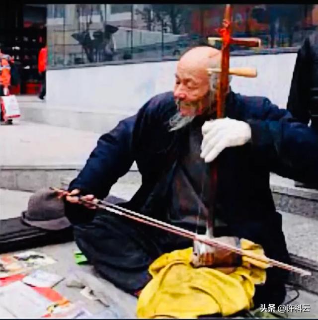 我退休后能学会拉二胡吗？我是零根底strong600034/strong，能学会吗，能拉到什么水平，谁能告诉我？