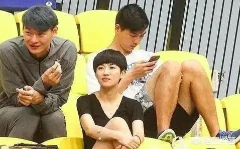 为什么福建队浔兴队董事长伍伯兰被誉为CBA最美老板<strong>福建顺华集团</strong>？