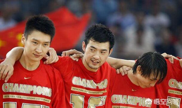 加入阿联训练营<strong>许楚辉</strong>，名宿丁锦辉一年能从易建联身上赚到多少钱？