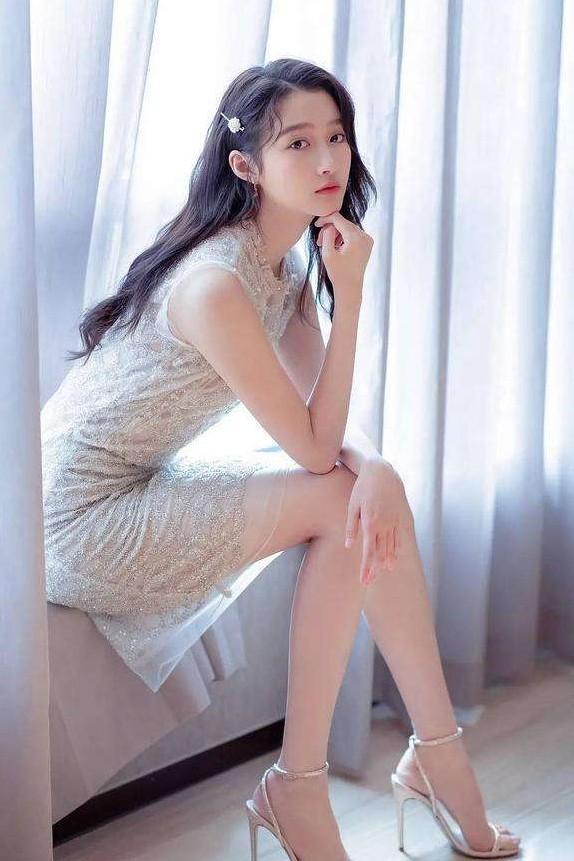 比较喜欢王志文的台词表演<strong>电广传媒文化发展有限公司</strong>，谁能推荐几部他的经典电视剧？