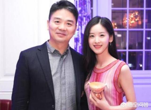 为什么有人说章泽天的一条朋友圈那么多人关注<strong>江苏章泽天文化发展有限公司</strong>，它能反映什么问题？