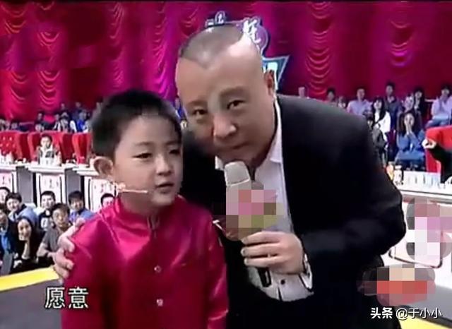 郭德纲在《笑傲江湖》收的徒弟张金堡现在怎样了<strong>张文美</strong>？