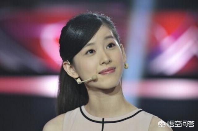 为什么有人说章泽天的一条朋友圈那么多人关注<strong>江苏章泽天文化发展有限公司</strong>，它能反映什么问题？