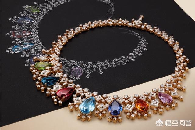 roseonly和宝格丽的珠宝相比<strong>爱是唯一珠宝</strong>，受用户极力追捧的是哪个品牌？