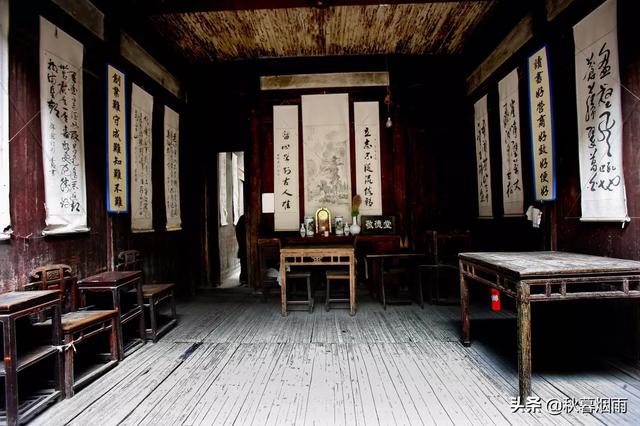 对联中“仄”和“平"的区别是什么<strong>骥洋</strong>？