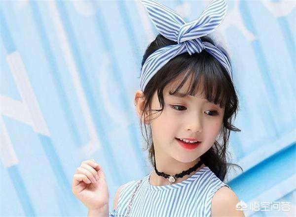 如何看待王思聪关注抖音九岁网红小女神<strong>胡佳欣</strong>？