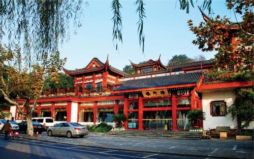 中国餐饮比较出名的品牌有哪些<strong>飞跃集团</strong>？